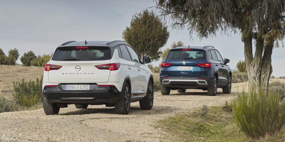 Opel Grandland X mi Seat Ateca mı? Hangi SUV Sizin İçin Daha İyi Bir Seçenek?